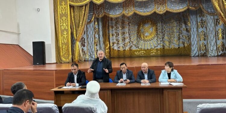 Өңірді дамыту міндеттері мен өзекті мәселелерін шешуге арналған диалог алаңы өтті