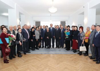 Өңір әкімі ардагерлермен кездесті