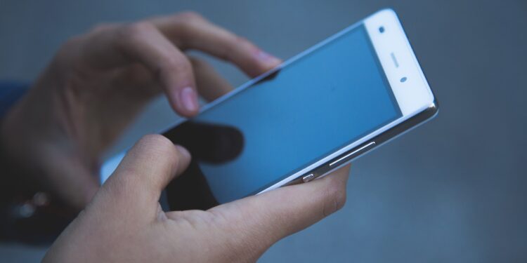 Алаяқтардың нөмірлерді ауыстыру үшін пайдаланатын «Sim-Box» жабдығы тәркіленді