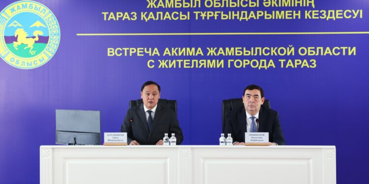 Ербол Қарашөкеев Тараз қаласының тұрғындарымен кездесті