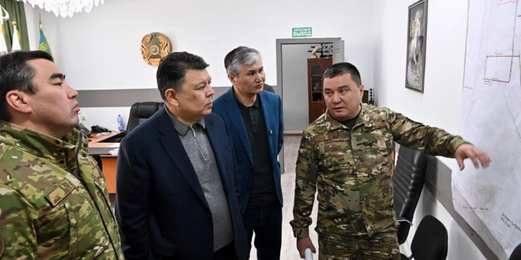 Вице-премьер Бозымбаев Ұлытауда жұмысшылар қаза тапқан жерге келді