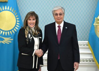Тоқаев Халықаралық сот әкімшілігі қауымдастығының президентімен кездесті