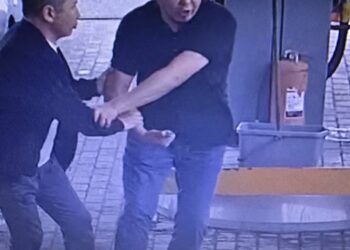 Меркідегі жанармай құю бекетінде ер адамды пышақтап кетті