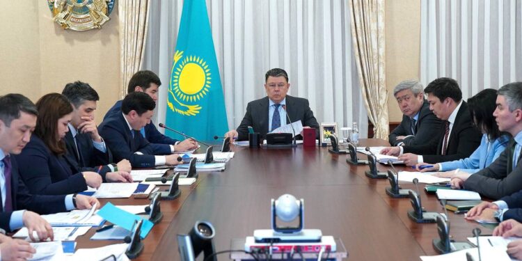 Бозымбаев энергетикаға қатысты Ұлттық жобаның барысын тексерді