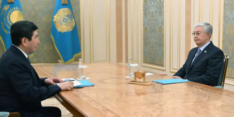 Қасым-жомарт Тоқаев Мәжіліс төрағасы Қошановты қабылдады