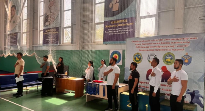 Жас спортшылар бірлік күніне орай күш сынасты