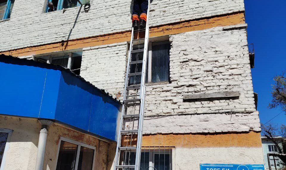 Тараздық құтқарушылар үйінде құлаған әйелге жәрдемдесті