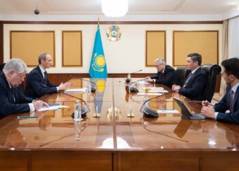 Бектенов Ресей Үкіметі төрағасының орынбасарымен кездесті