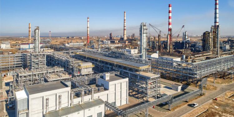 Қазақстанда мұнай өңдеу көлемі 10,8%-ға артты
