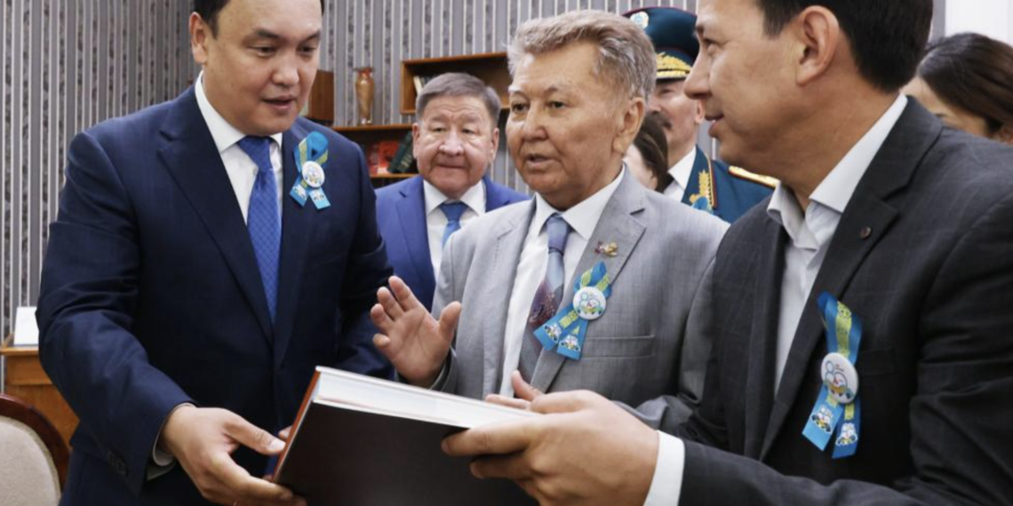 Таразда Бауыржан Момышұлының мұражайы ашылды