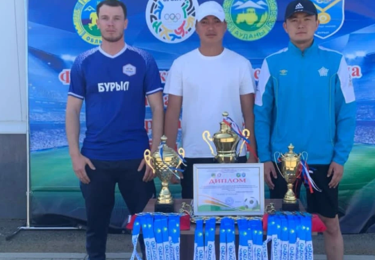 Байзақта футбол додасы: болашақ чемпиондар бақ сынасты
