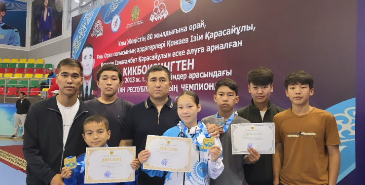 Кикбоксингтен Қазақстан чемпионатында жарқын жеңіс!