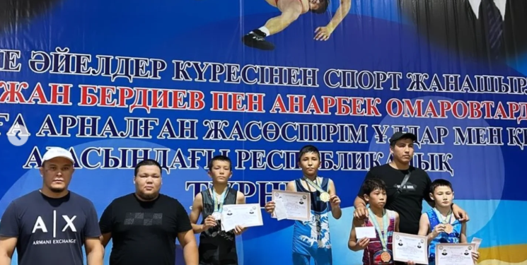 Жас балуанымыз ел чемпионатында топ жарды!
