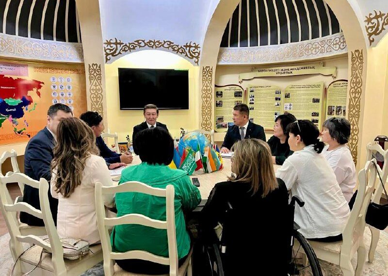 Университеттегі инклюзия: Адам құқықтары жөніндегі уәкіл өкілінің араласу нәтижелері