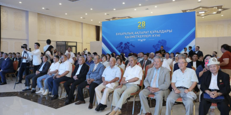 Жамбыл облысында медиа өкілдері марапатталды
