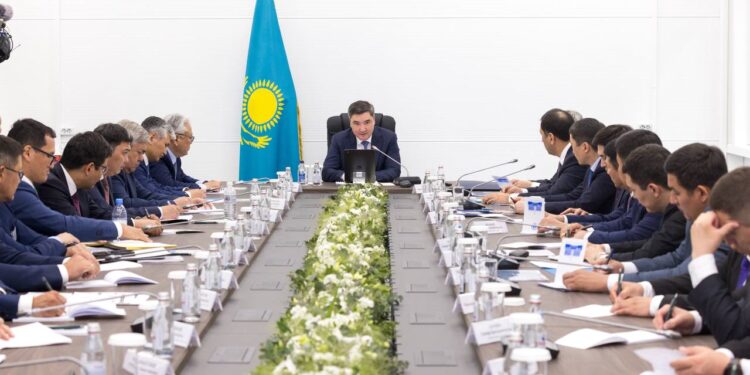 Бектенов моноқалаларды дамыту бойынша республикалық кеңес өткізді
