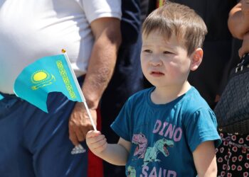 Қарашөкеев: Мемлекеттік Ту, Елтаңба және Әнұран — егемендігіміздің нышаны