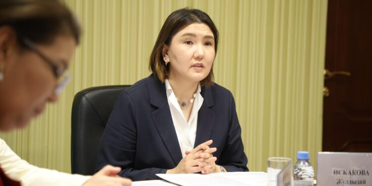 Қазақстанда гендерлік сезімтал бюджетті енгізу бойынша жол картасы әзірленуде
