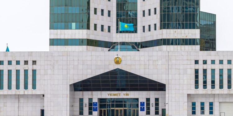 Қарағандыда қайтарылған активтер есебінен 51 медициналық нысан сатылады