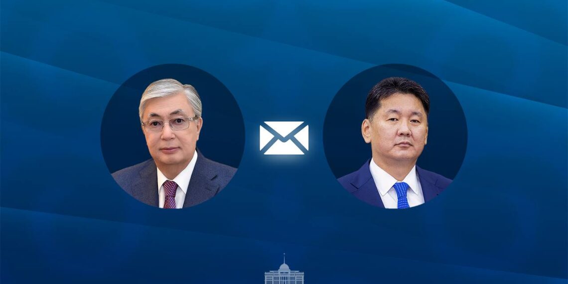 Тоқаев Моңғолия Президентін мерекесімен құттықтады