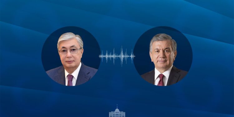 Тоқаев Өзбекстан президентін туған күнімен құттықтады