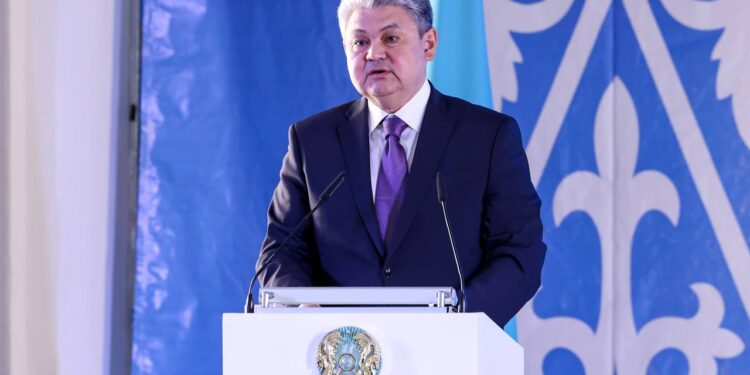 Биыл елімізде ЖОО-ға түсу үшін 93 мың грант бөлінеді