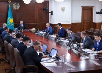 Олжас Бектенов вегетациялық кезеңнің өтуі бойынша жиын өткізді