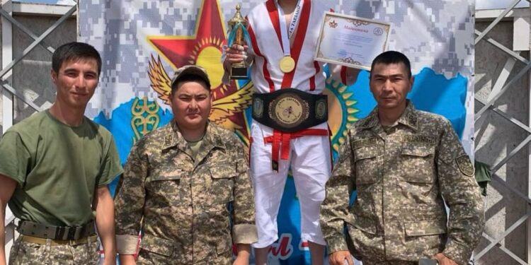 Жаттықтырушымыз республикалық турнирде топ жарды