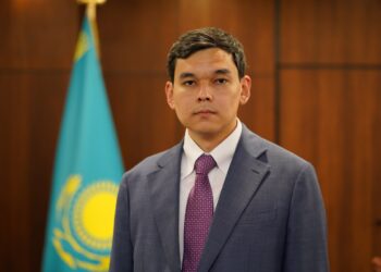 Асылбек Ахметжанов оқу-ағарту вице-министрі лауазымын иеленді