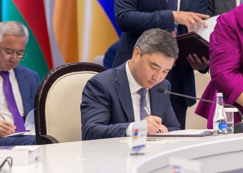 Олжас Бектенов Еуразиялық үкіметаралық кеңес отырысына қатысты