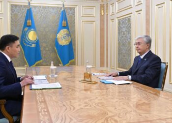 Мемлекет басшысы Шымкент әкімімен кедесу өткізді