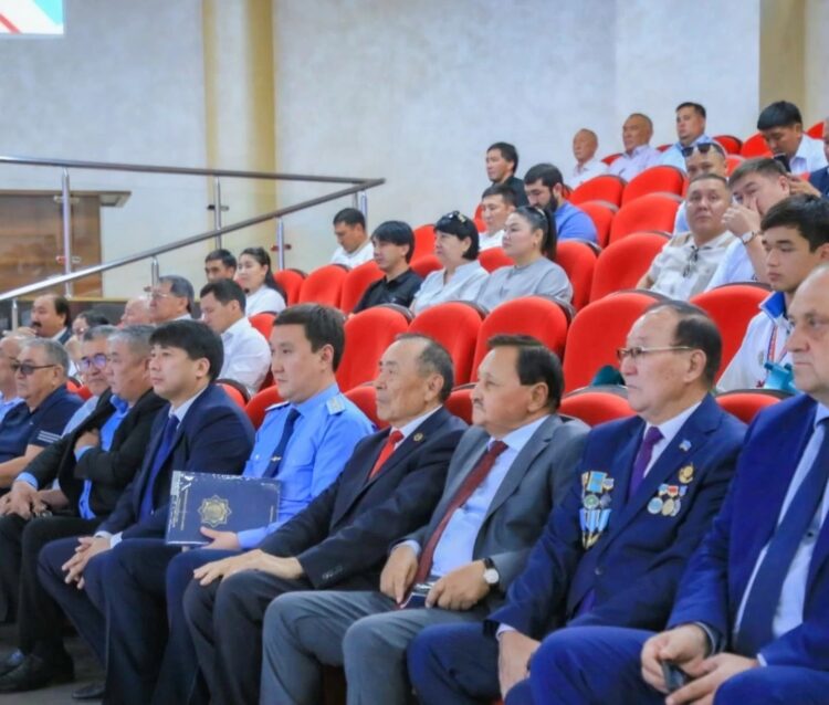 Спорт күніне орай салтанатты жиын өтті