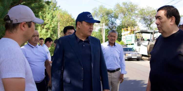Ербол Қарашөкеев Тараз қаласының санитарлық тазалығын тексерді