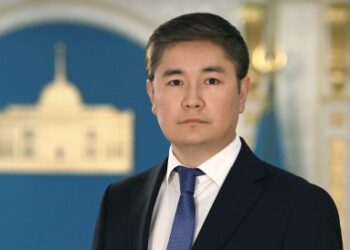Ернар Лазар Президентке кеңесші болып тағайындалды