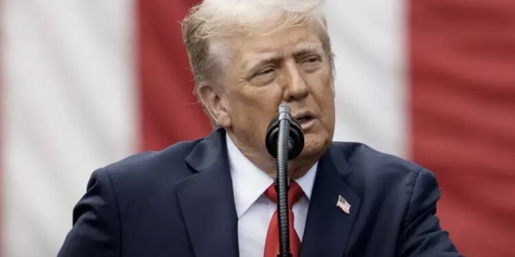 БАҚ: Еуропа лидерлері Трампты Ресейге қарсы қадамдарға келістірді