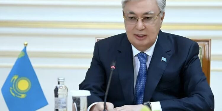 Президент қазақстандықтарды Отбасы мерекесімен құттықтады