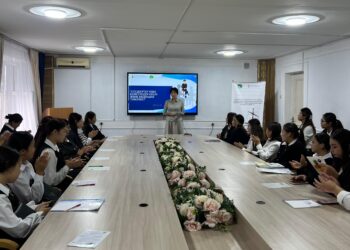“Студенттер үшін келіссөздер өнері және медиация тәжірибесі”