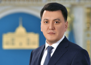 Ерлан Қарин жұмысшы мамандықтар мәртебесін арттыру саясатын туралы пікір білдірді