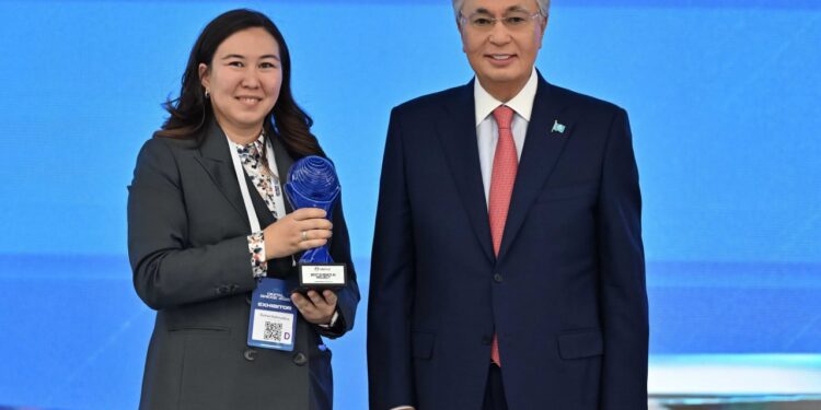 Президент AI SANA Generative Nation байқауының жеңімпаздарын марапаттады