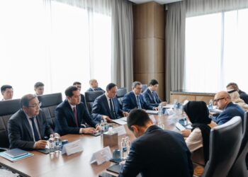 Қуаты 1 ГВт ЖЭС: Қарашөкеев Masdar бас атқарушы директорымен кездесті