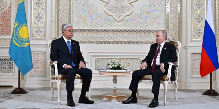 Мемлекет басшысы Ресей Президентімен жүздесті