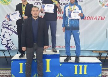 Байзақтың батыл жастары кикбоксингтен жеңіс тұғырында