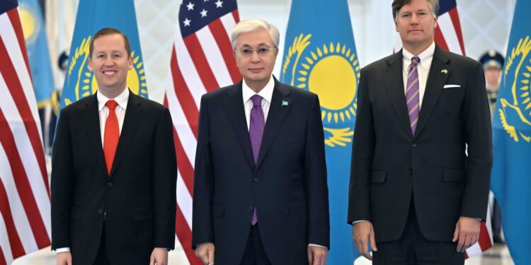 Қасым-Жомарт Тоқаевтың АҚШ өкілдерімен кездесуі
