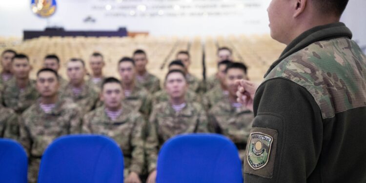 Ұлттық ұланда алғаш рет «аға сарбаздар» институты енгізілді