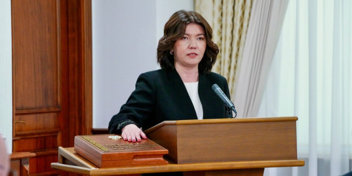 Үкіметте оқу-ағарту министрі Жұлдыз Сүлейменова ант берді