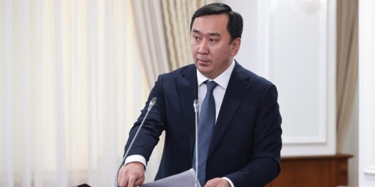 Биыл 80 вокзал пайдалануға беріледі – Көлік министрлігі