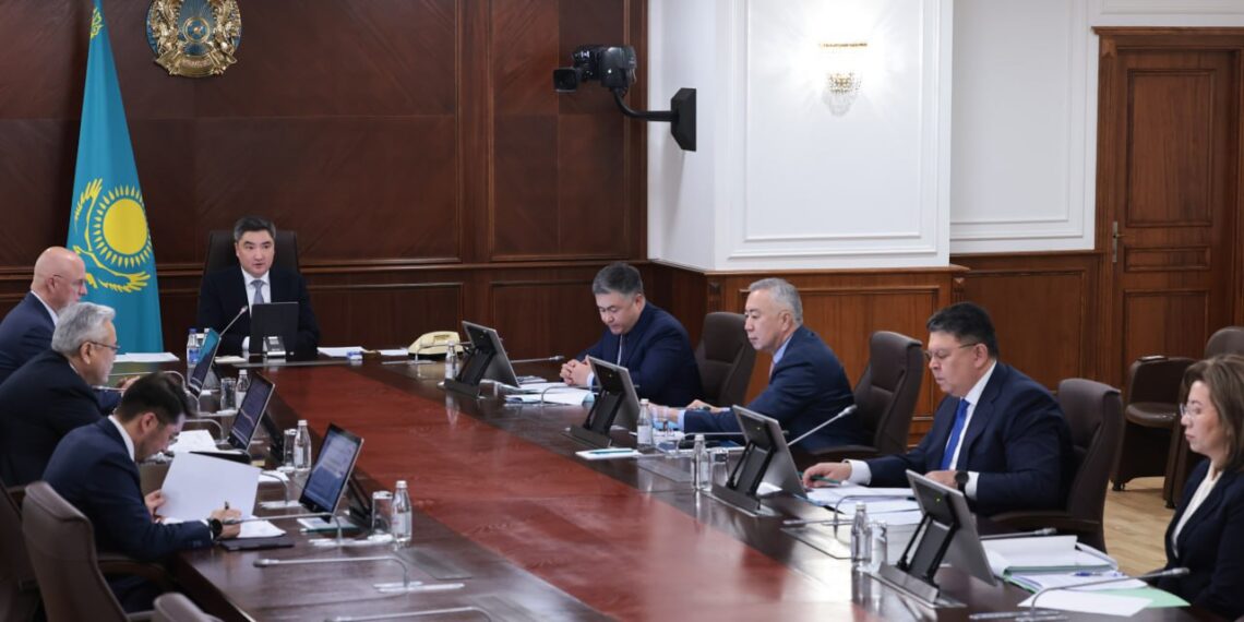 Премьер-министр Әкімшілік кедергілерді азайту корпоративтік кредиттеуді арттыруға жол ашады