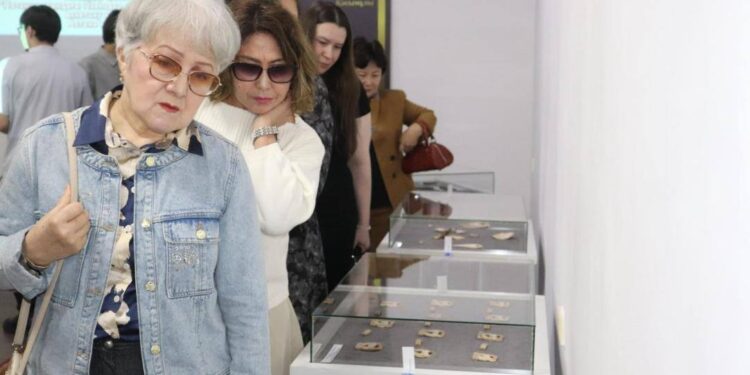 Павлодарда Берел қорғандары көшпелі көрмесі ашылды