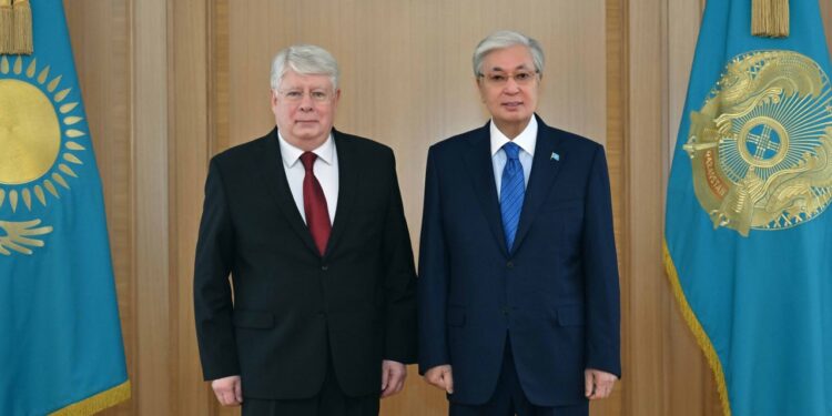 Тоқаев Ресейдің Қазақстандағы елшісімен кездесті
