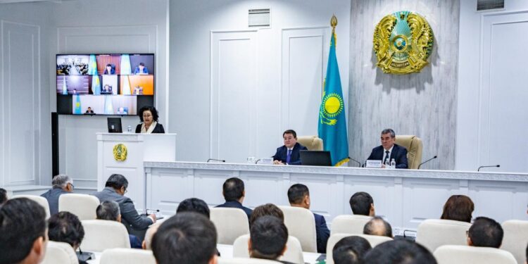 ҚР Президентінің кеңесшісі Жамбыл облысының активімен кездесу өткізді